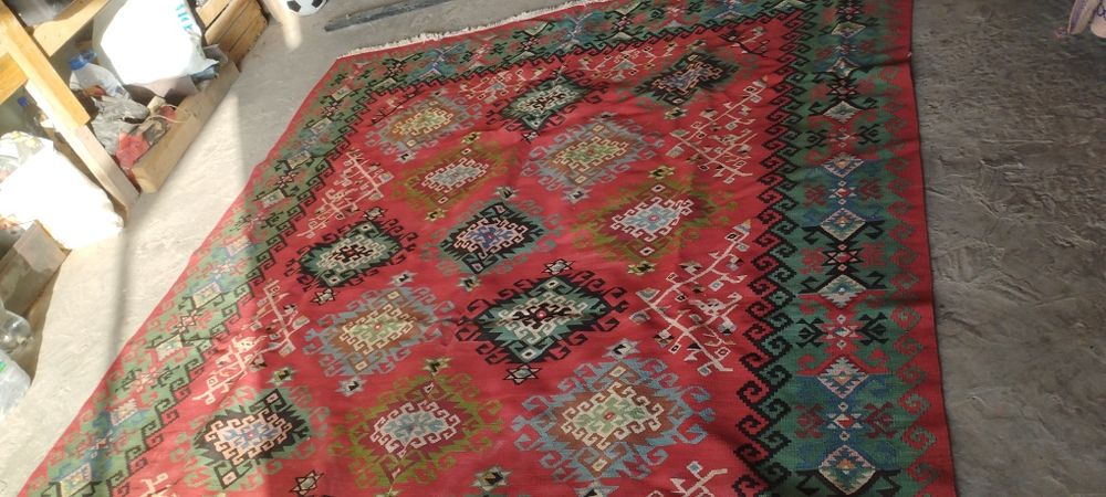 Продам ковры и дорожки