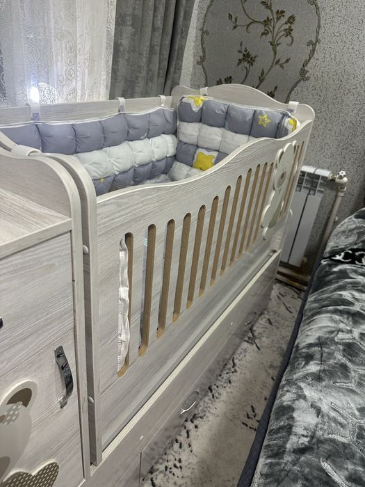 Детская кроватка в отличном состоянии