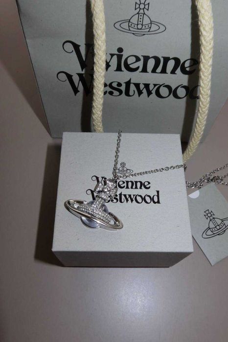 Vivienne Westwood гердан