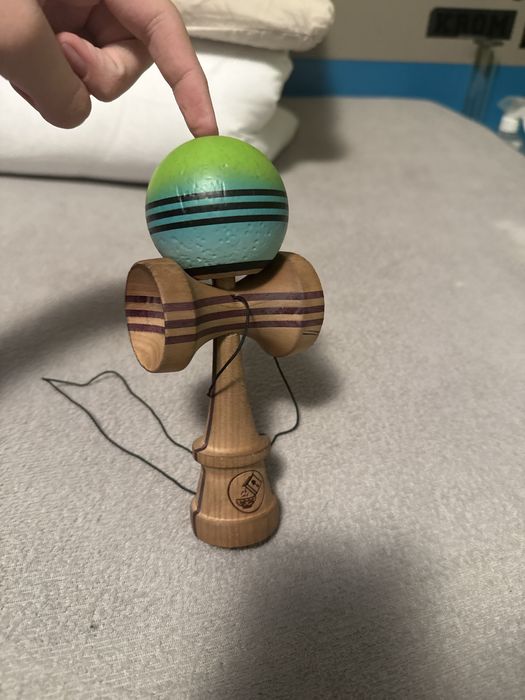 Kendama cereal bulbosaurus