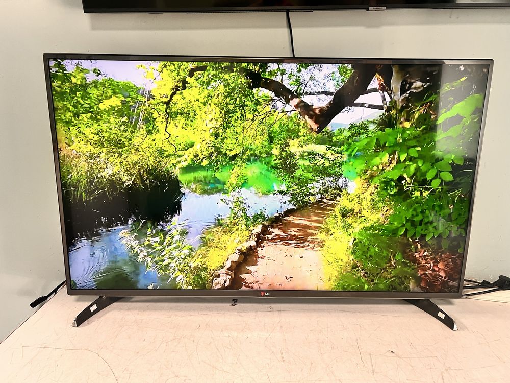 Телевизор LG 47LB631V