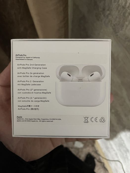 Продам эйрподс про 2 в идеальном состоянии