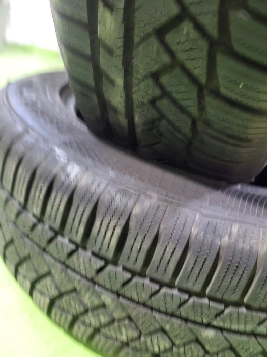 2 бр 215/60/17 Continental