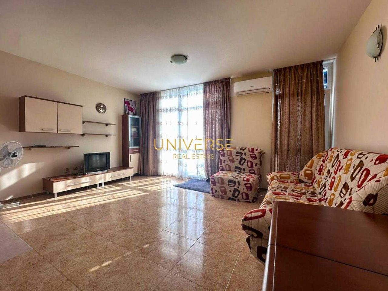 Продава се Двустаен апартамент в к.к. Слънчев бряг - 82 кв.м за 1068 €/кв.м - Снимка #3