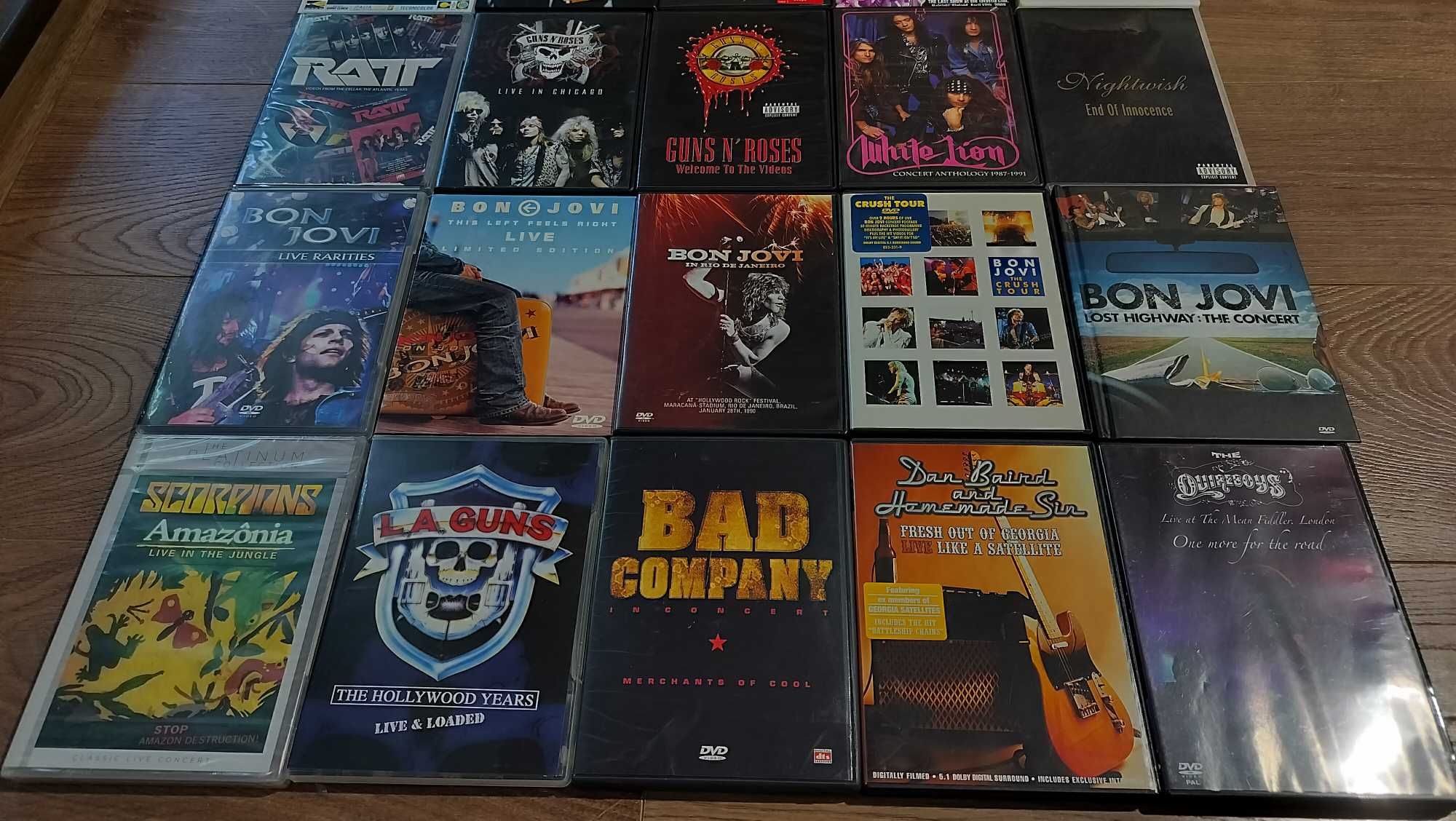 Colectie DVD-uri hard rock Bon Jovi, Scorpions, Guns N' Roses etc