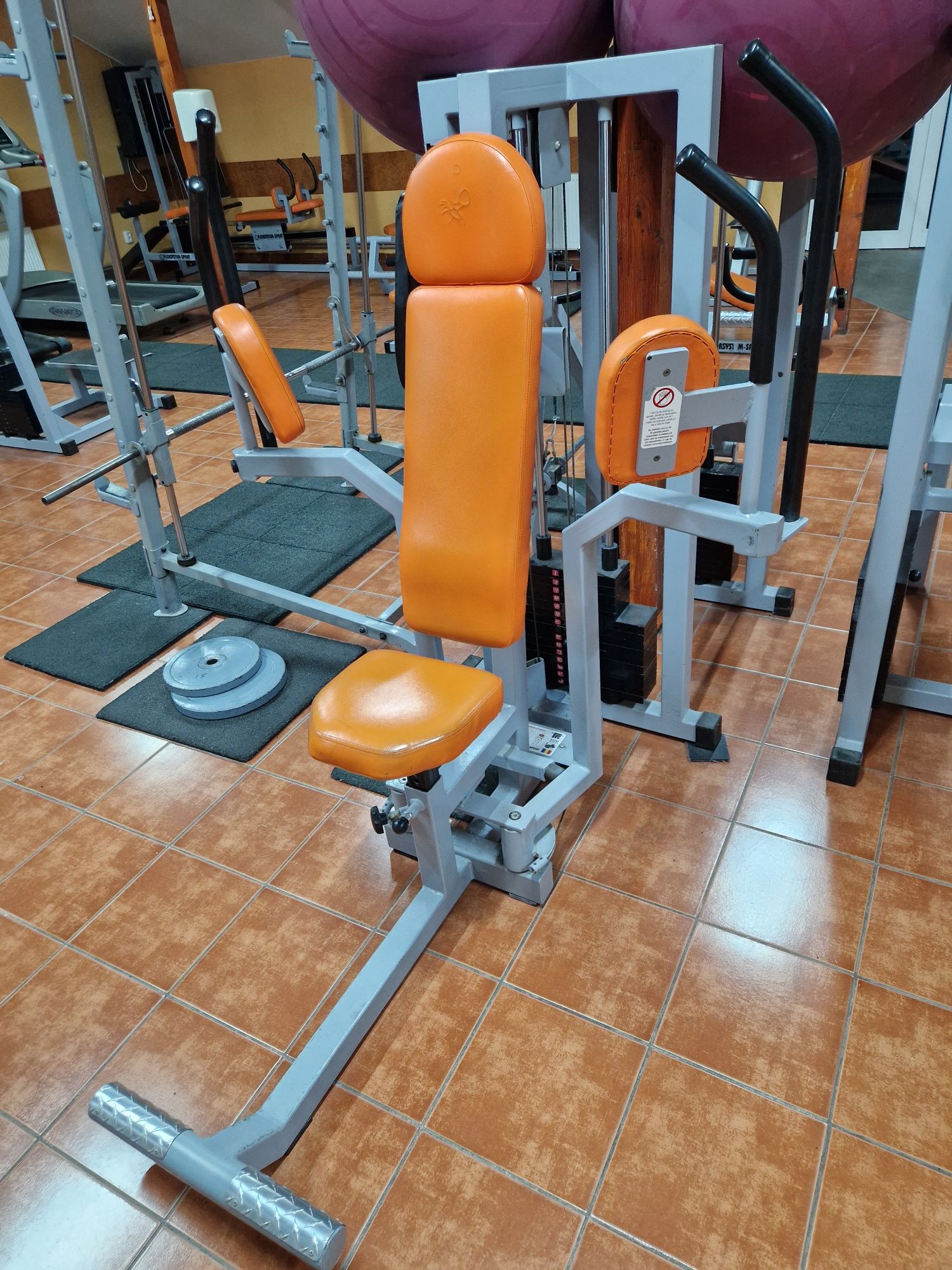 Vand sala de fitness complet utilata