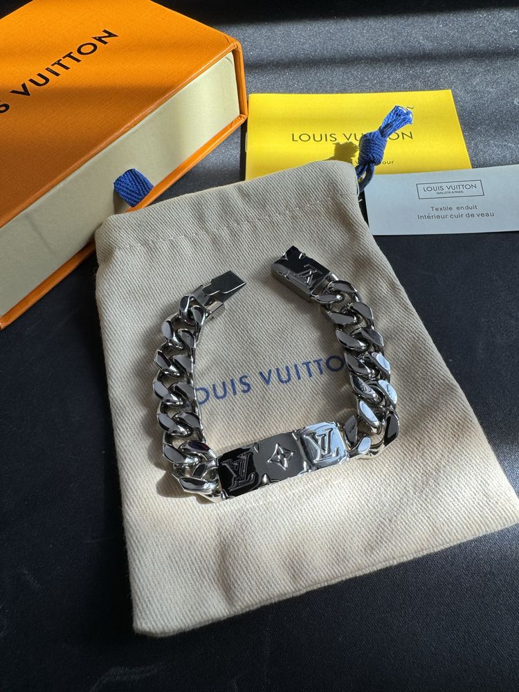 Bratara Louis Vuitton Monogram Silver | Toate accesoriile incluse