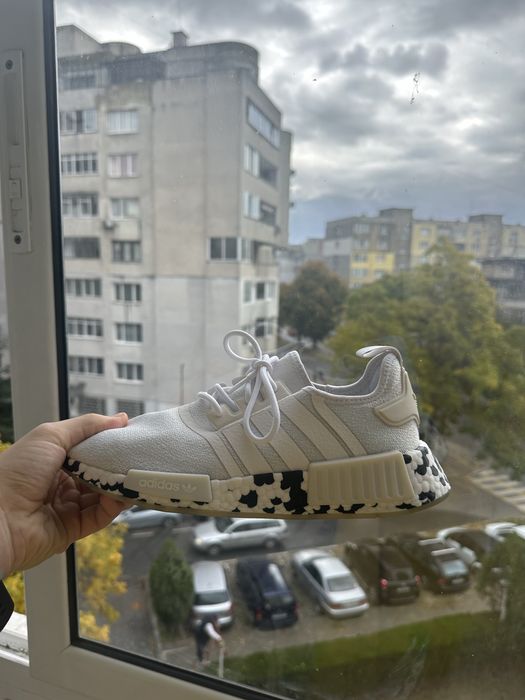 Adidas NMD_R1 обувки