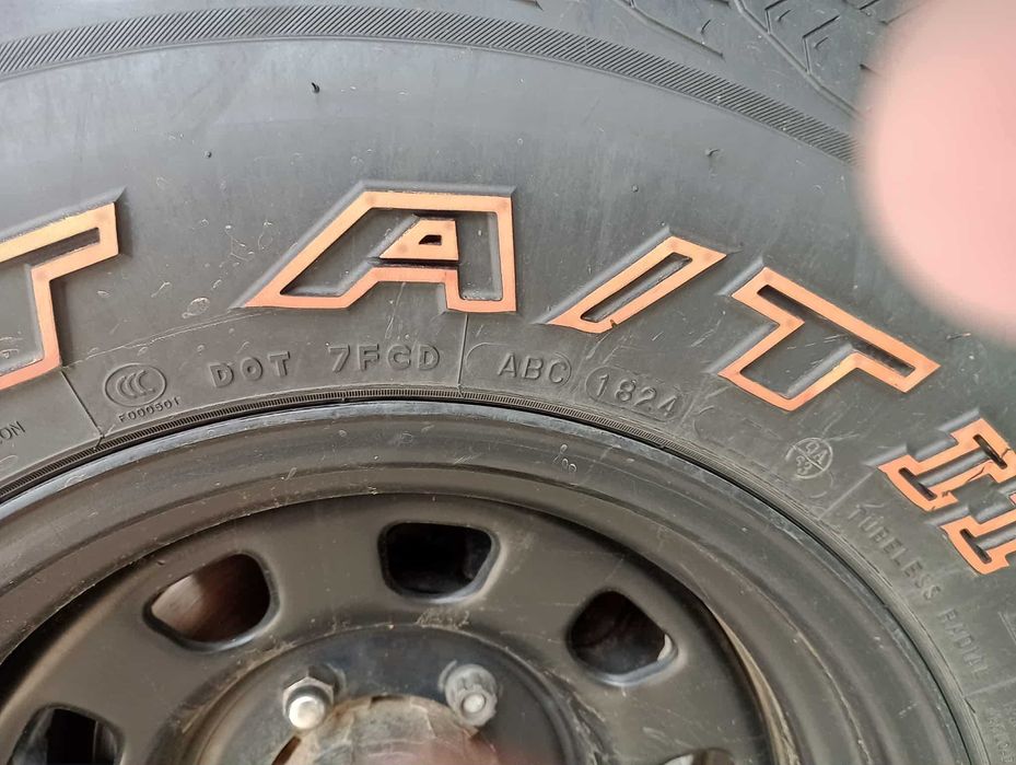 Гуми 31x10.5R15 CST SAHARA AT2