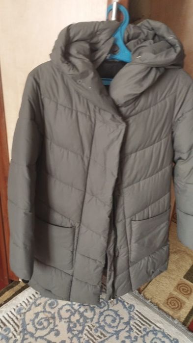 Продаю женскую куртку