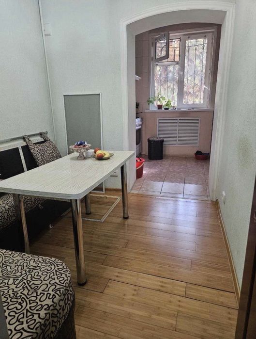 2/1/4 55м2 Продам кирпич 2*6 на Ялангаче ор-р Чешское посольство