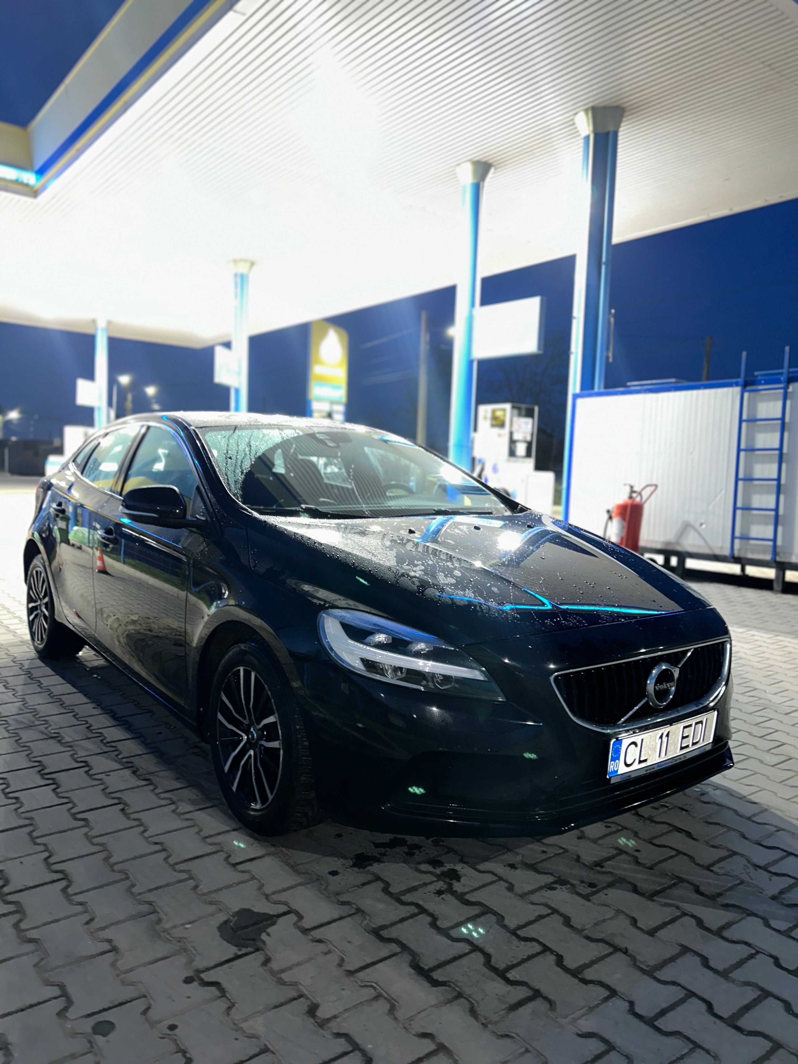 Volvo V40 D2 full led