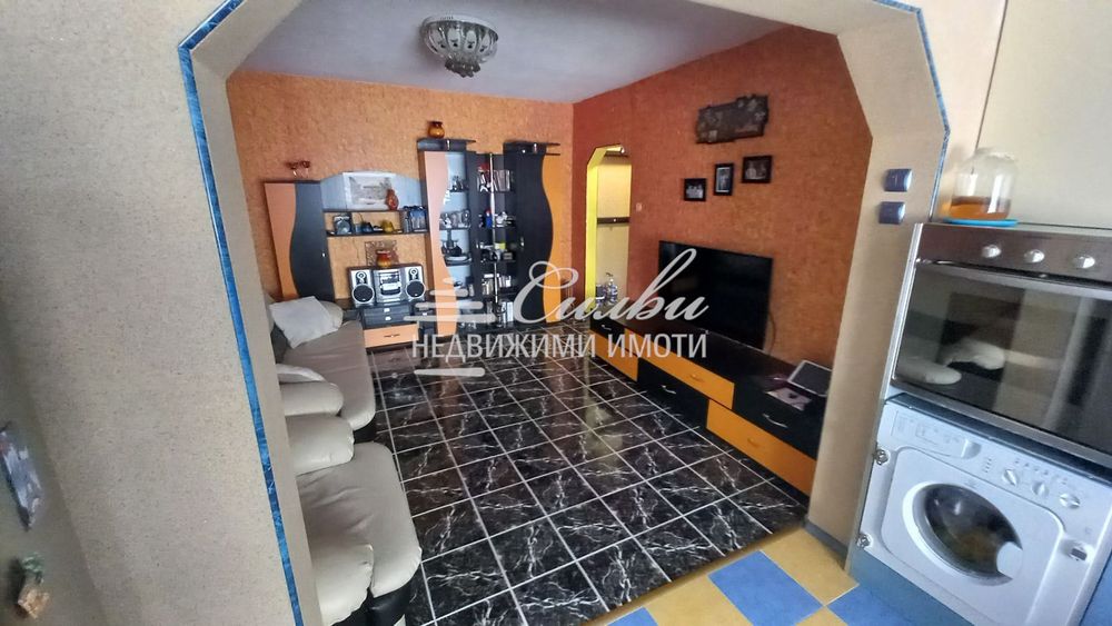 Просторен ТРИСТАЕН апaртамент – кв. Тракия!