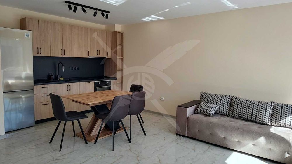 Тристаен апартамент под наем в Коматево 179587