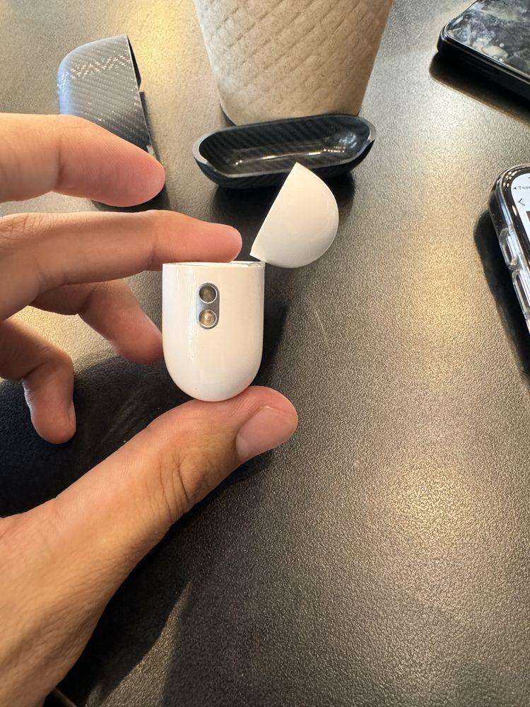 Коробка от AirPods Pro (2nd generation)