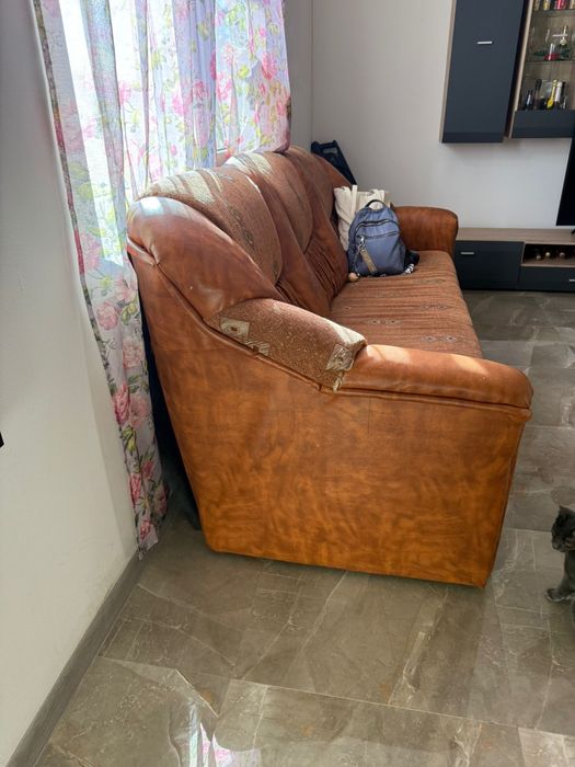 Canapea + doua fotolii