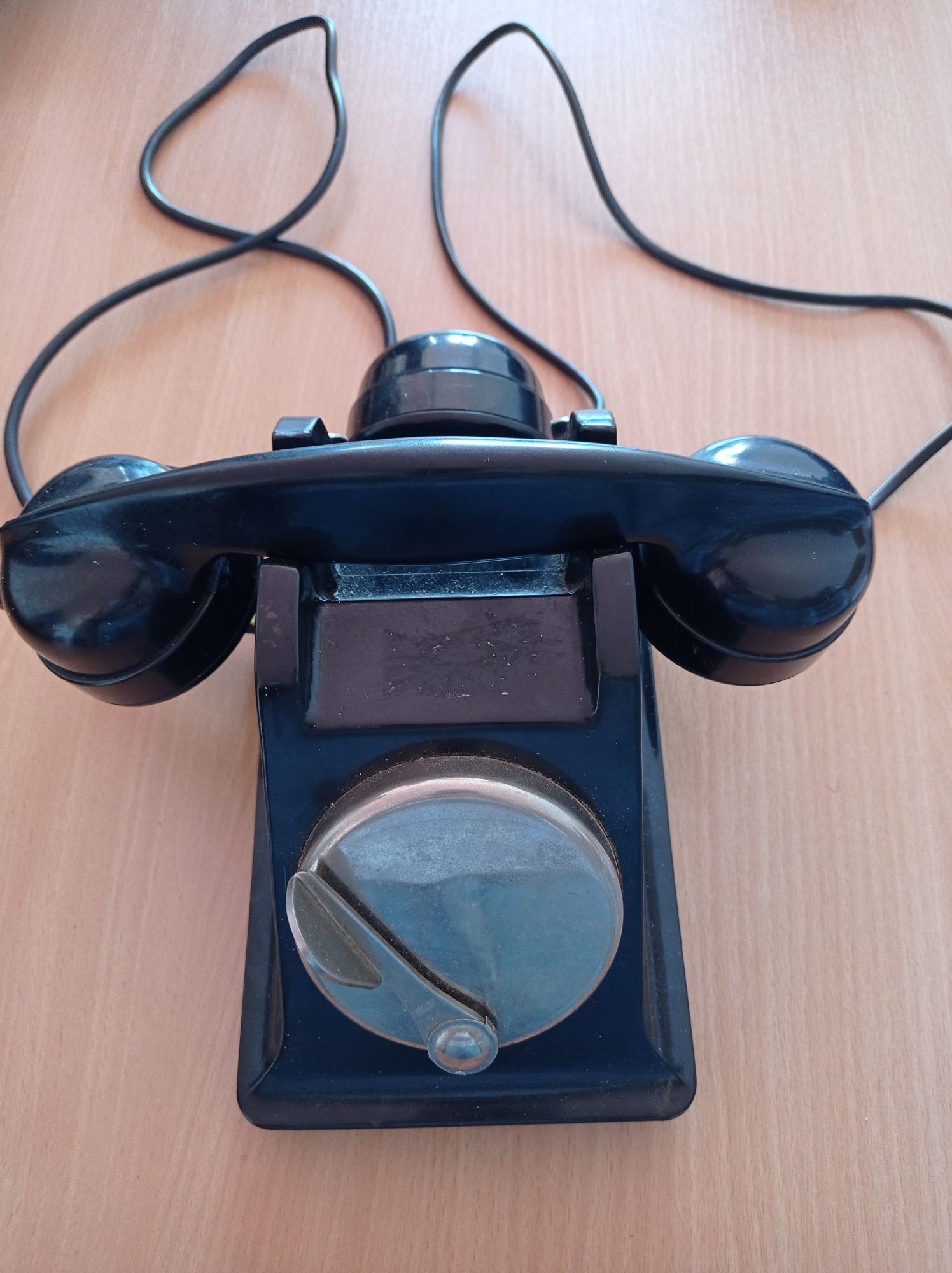 Telefon din bachelită pentru centrală, cu galenă de ascultare, Franța