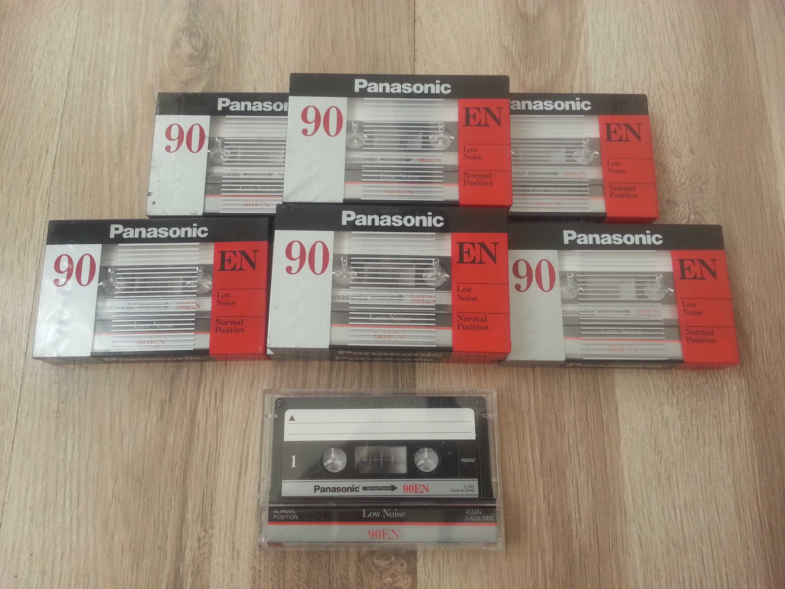Panasonic аудио кассеты новые 8 шт. made in japan 1982 год.