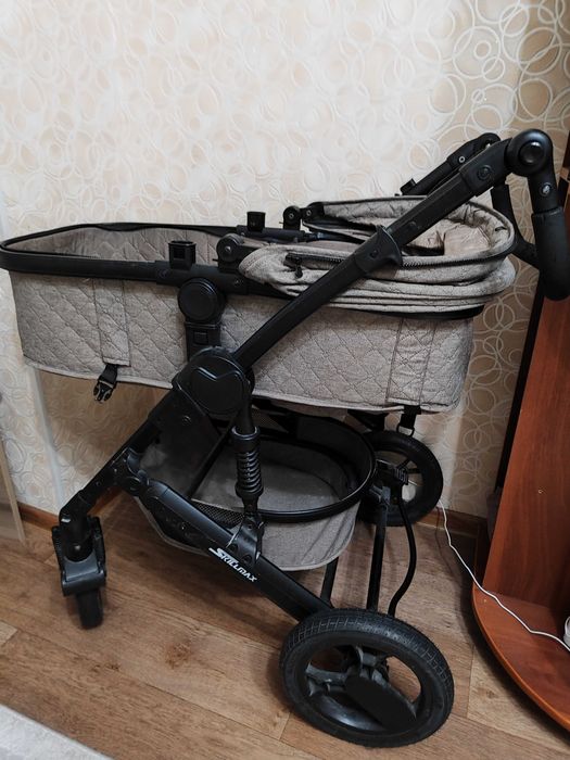 Коляска в отличном состоянии
