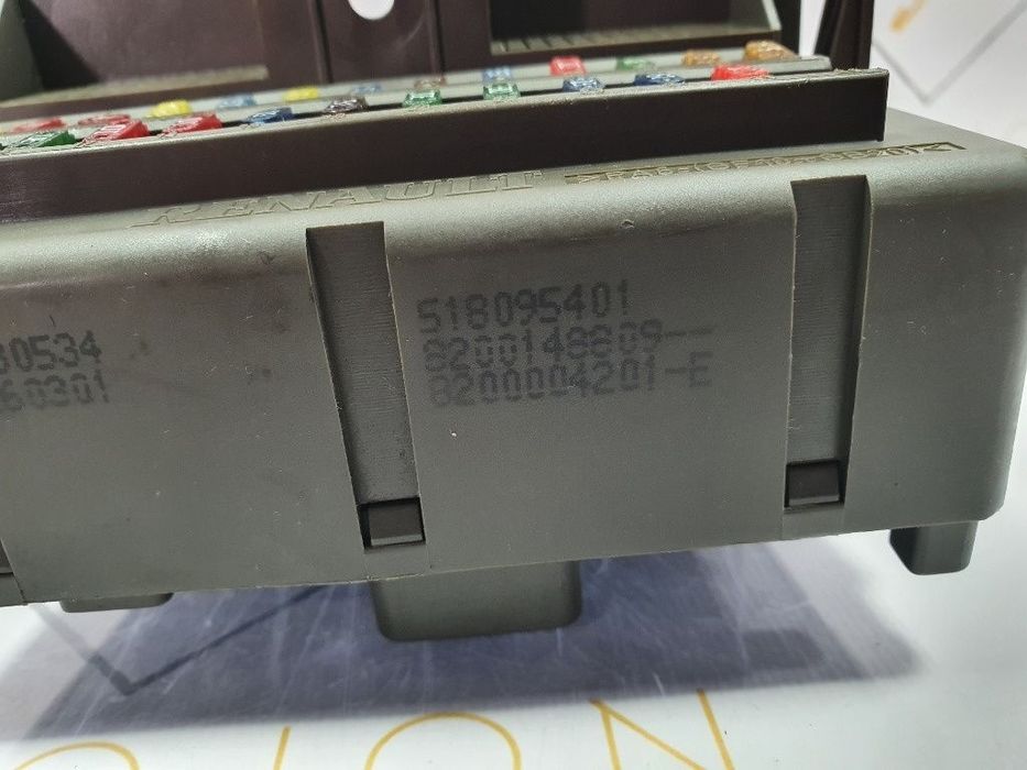 Panou sigurante RENAULT LAGUNA II BG0/1_ 2001 - 20071.9 dCI F9Q 752 8200004201-E