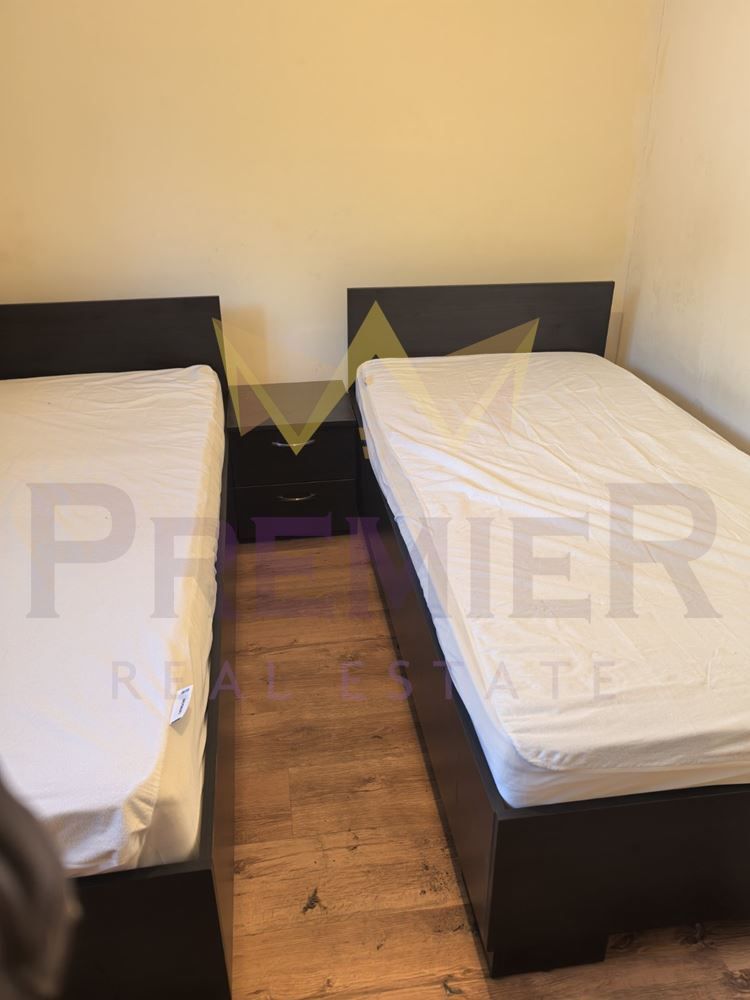 Дава се под наем Етаж от къща в Варна, Левски - 45 кв.м за 306 € - Снимка #6