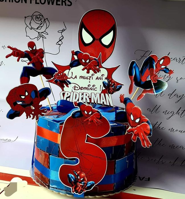 Felii de tort din carton personalizate