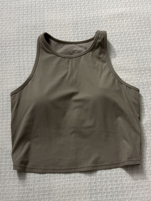 Oysho спортен сутиен размер L