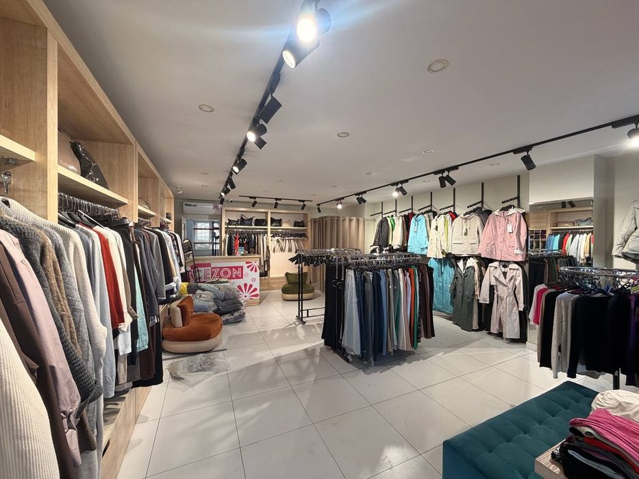 Аренда нежилого помещения. Метро Айбек. Площадь: 80 м² комнат 3