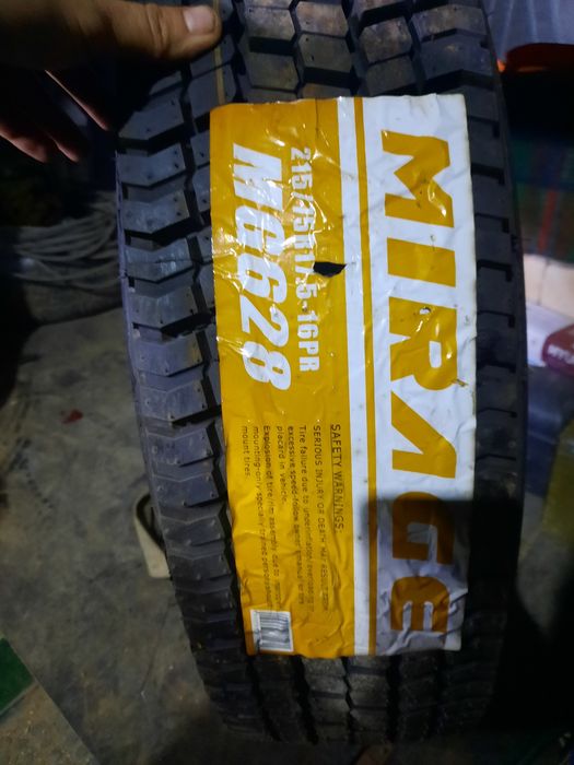 Продам шину 215,75,r17.5