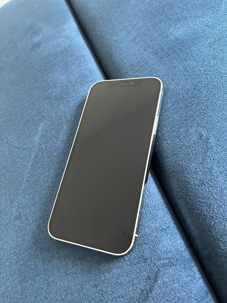iPhone 12 PRO 128GB Silver Neverlocked