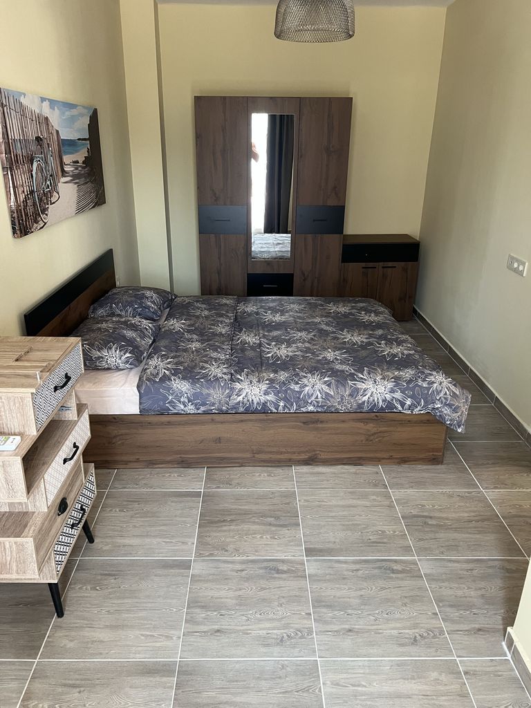 Дава се под наем Двустаен апартамент в Несебър - 65 кв.м за 357 € - Снимка #1