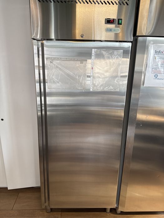 Vand frigider proferional