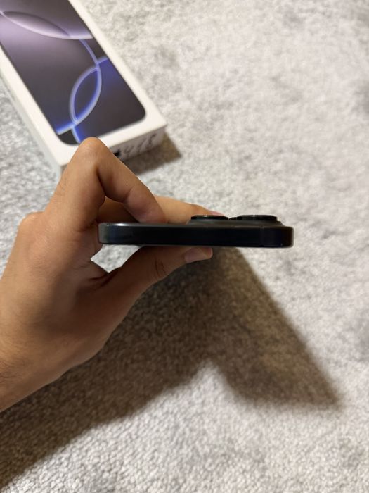 Iphone 16 pro max / 1Tb / кор. док / ёмкость 100%