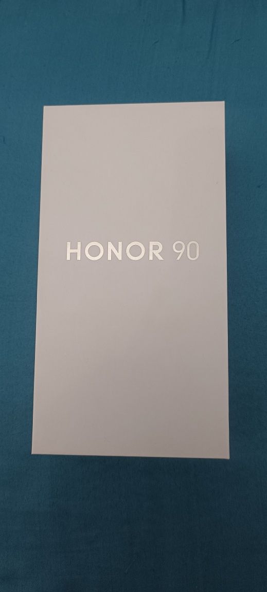 Продается Honor 90