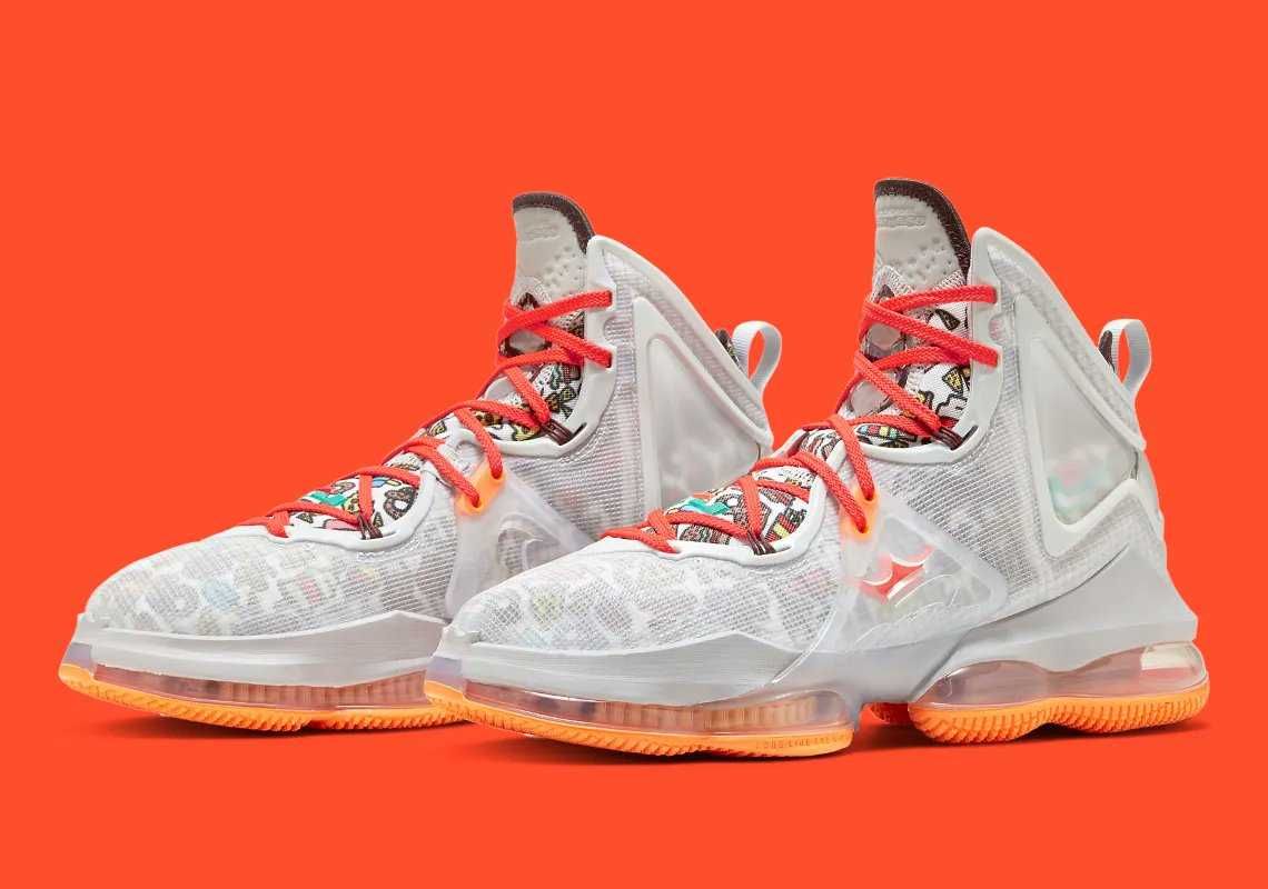 Кроссовки баскетбольные "Lebron 19" gray (fast food)