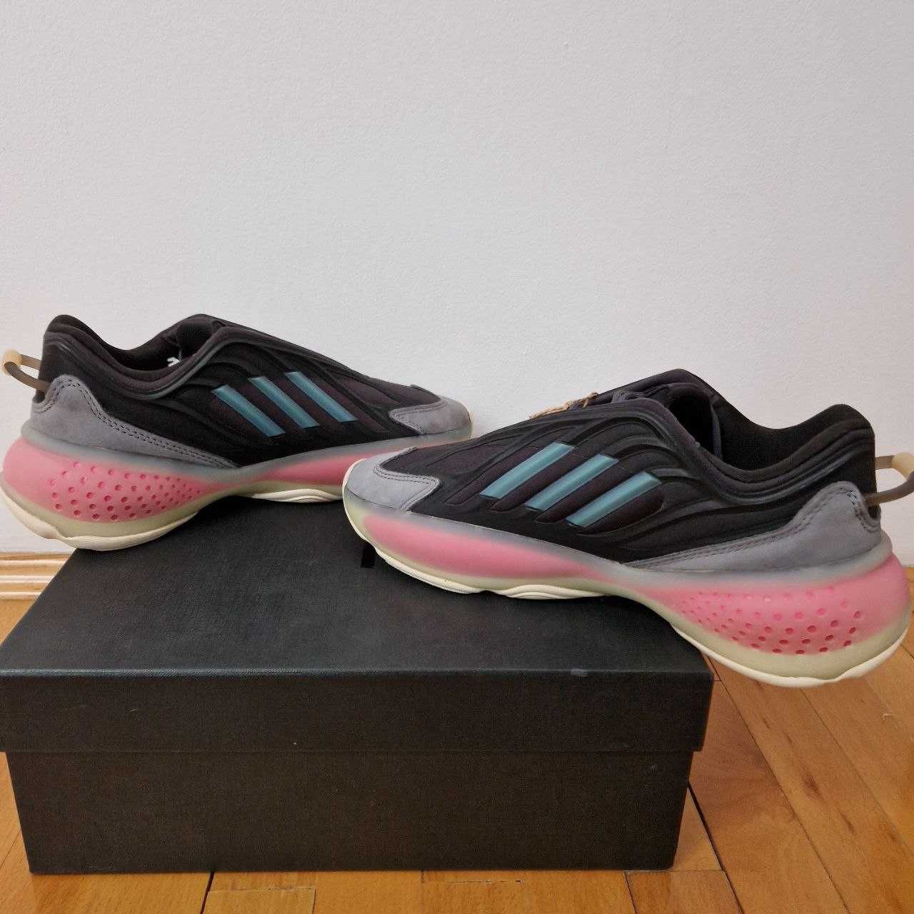 Adidas - Ozrah Black - women