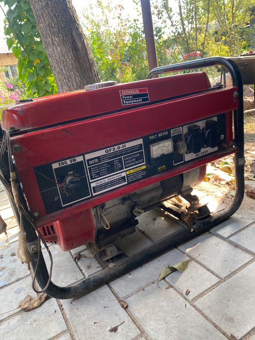 Продам генератор HONDA