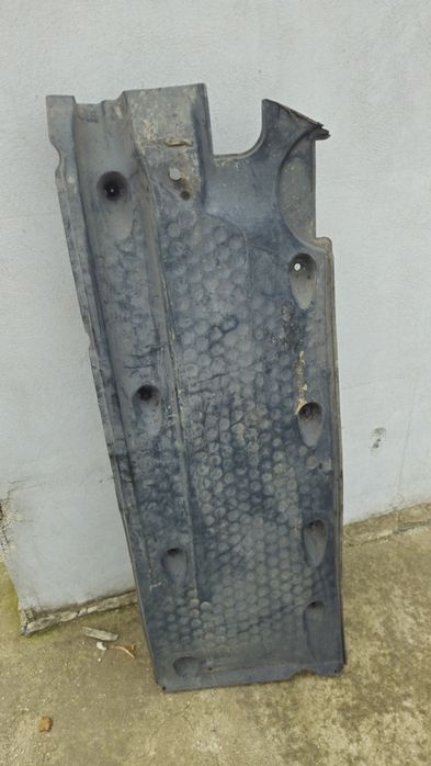 Scut plastic sub PASSAT B6/B7