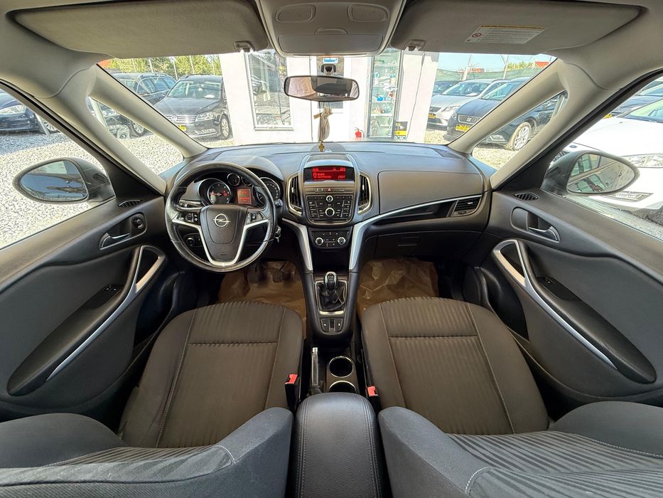 Opel Zafira 2.0 Diesel | 110cp | Rate Fixe | Euro 5 | 7 Locuri |