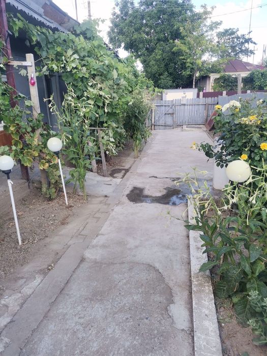 Casa de vanzare com. Namoloasa