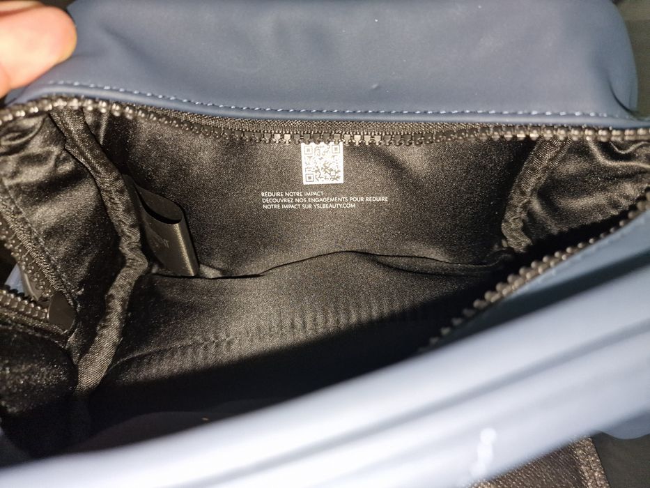 Geanta de cosmetice Yves Saint Laurent