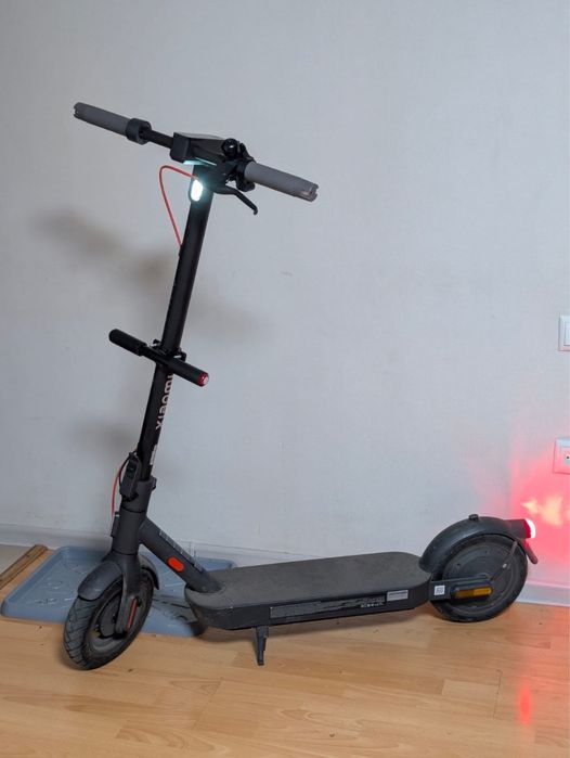 Электросамокат Xiaomi Mi Electric Scooter 4 Pro Gen 2