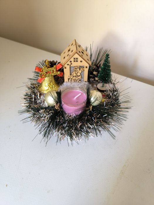 Коледни сувенири и свещници