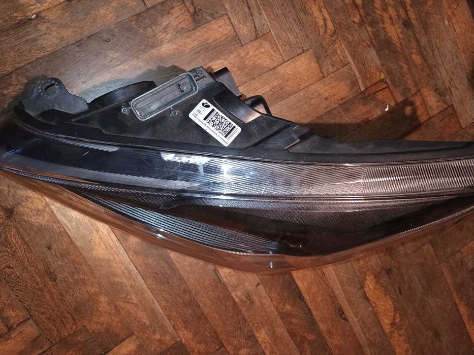 Фар Ford Focus Mk3 Нормално с LED LH F1EB-13W030
(0)