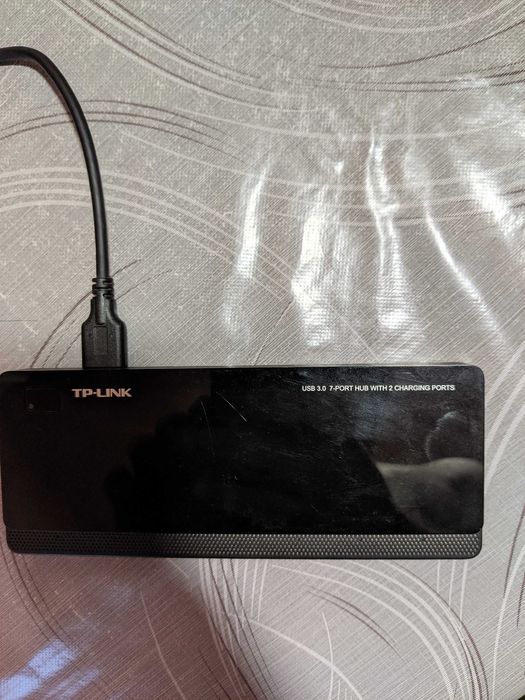 HUB USB TP-LINK UH720 7x USB 3.0 + 2x Fast Charging viteză & siguranță
