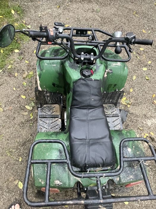 Vand atv de 107cc  merge bine nu are pobleme da nu are baterie
