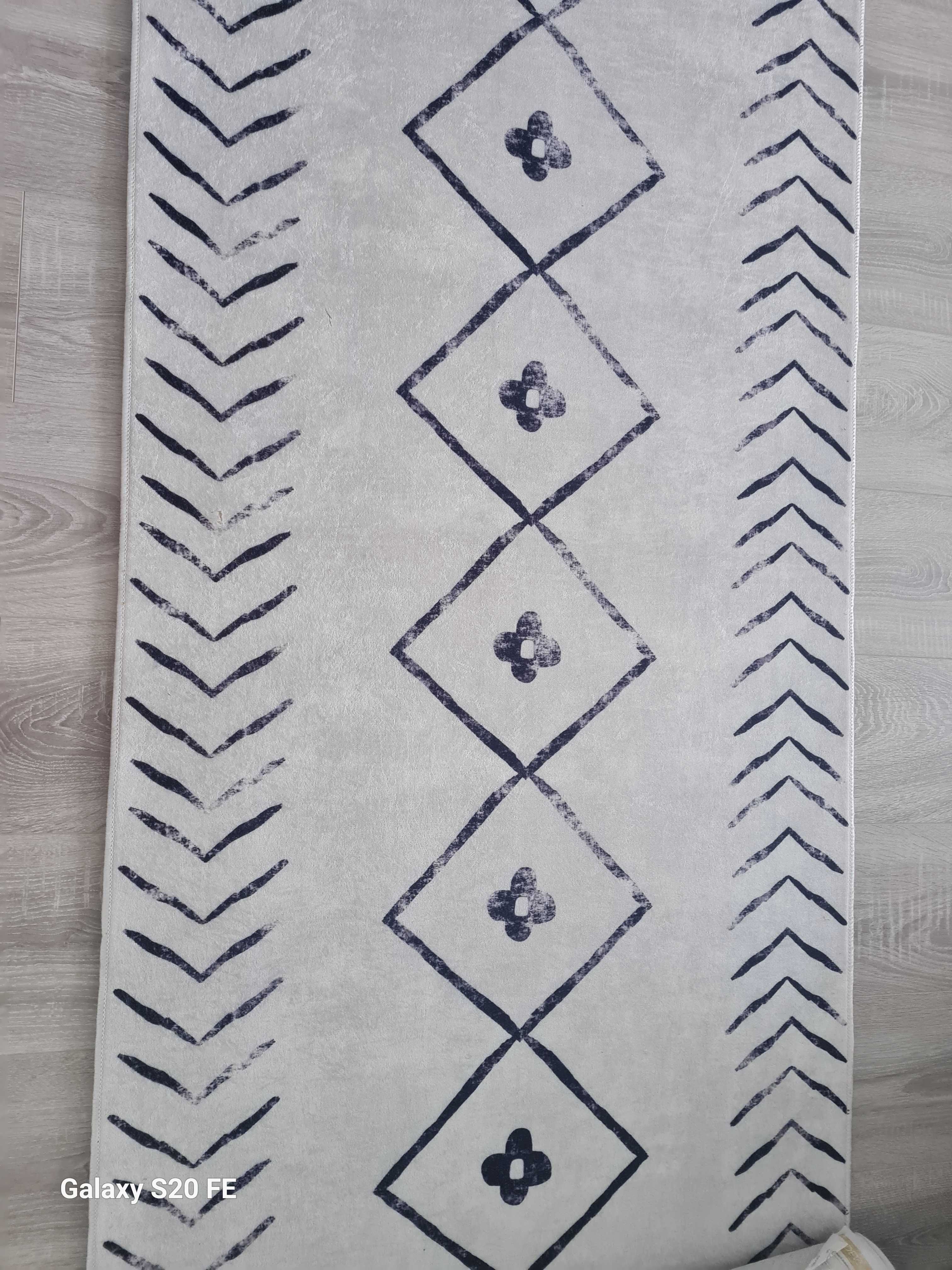 Пътеки пътеки.  .