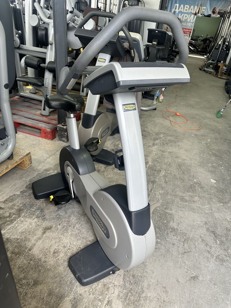Technogym excite upper bike