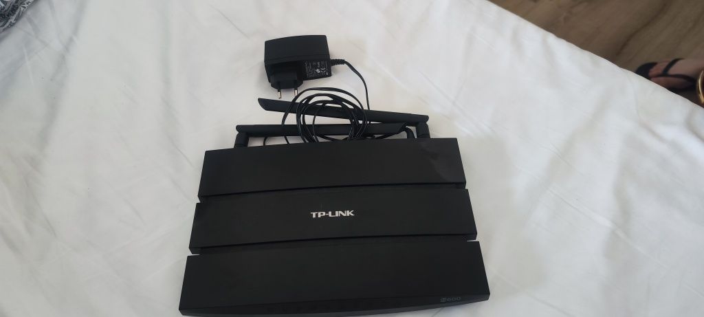 Router tp-link TL-WDR3600