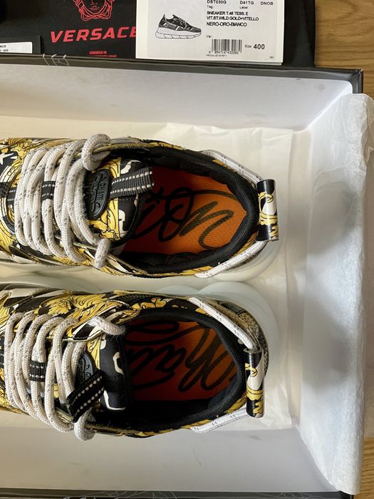 Adidasii Versace chain reaction